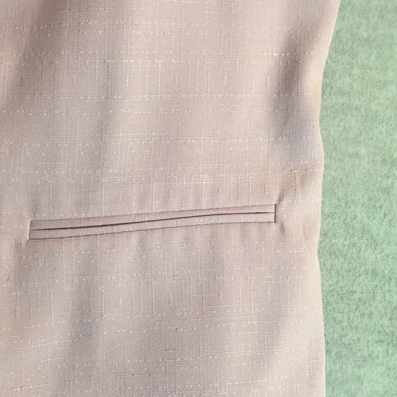 F. T. STUDIO New With Tags Office Career Linen-Like Machine Washable Blazer - Picture 7 of 15